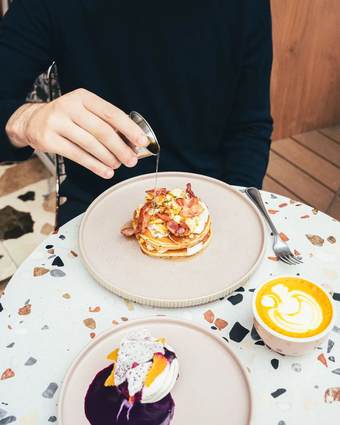 Pancakes au bacon arrosés de sirop